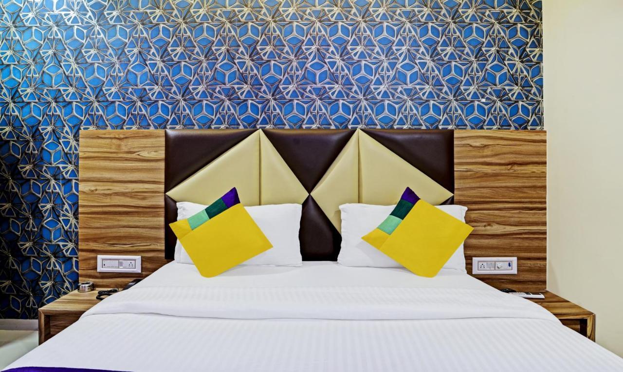 Itsy Hotels Rk Palace Вадодара Екстериор снимка