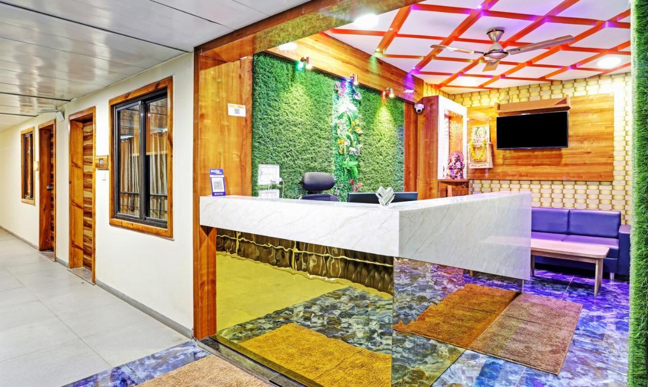 Itsy Hotels Rk Palace Вадодара Екстериор снимка